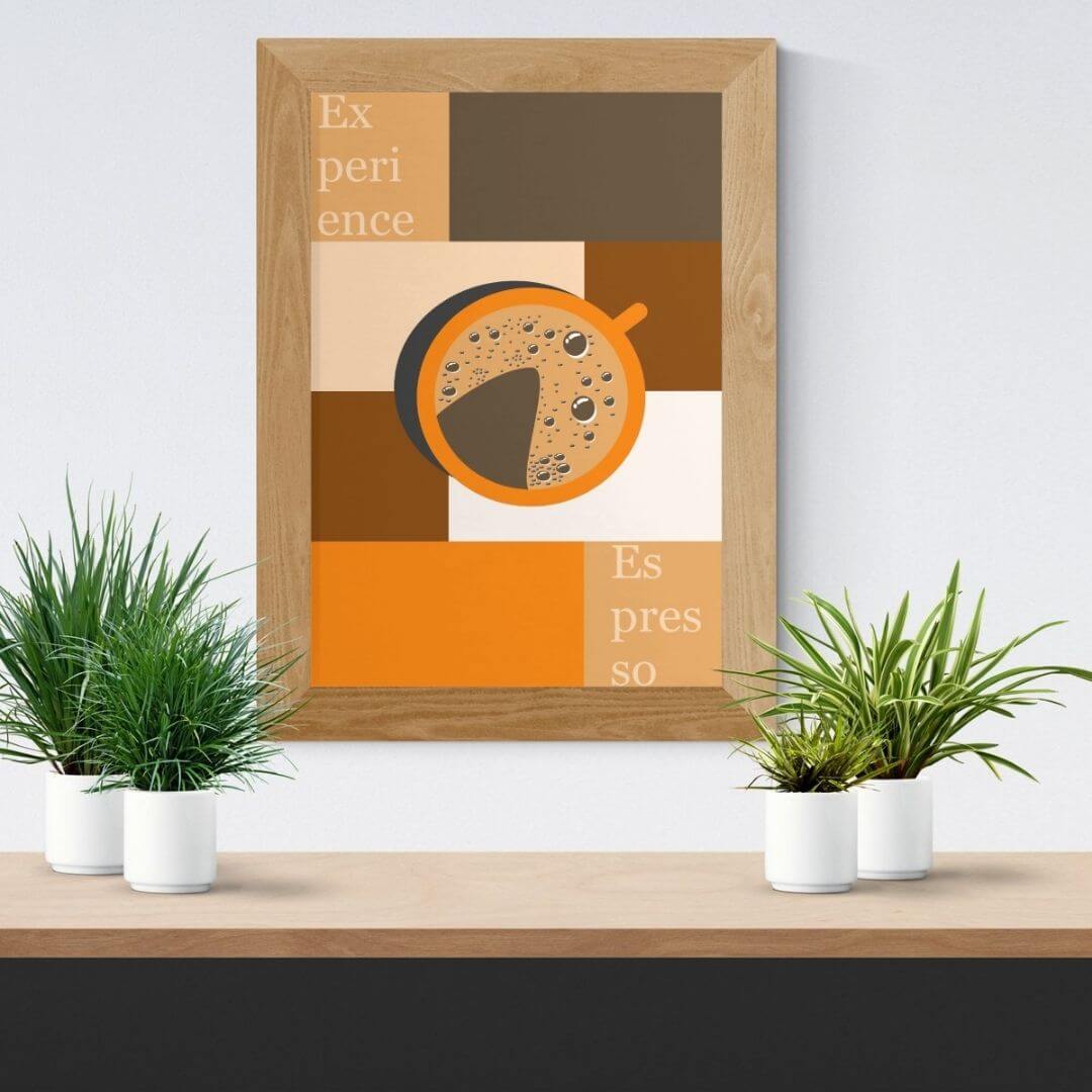 Plakater hængende på vægge.